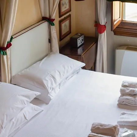 Bed & Breakfast Antica Dimora Johlea 3*