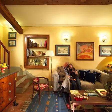 Antica Dimora Johlea Bed & Breakfast 4*